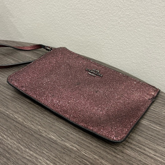Coach Sparkle Glitter Cherry Purple Small Wristlet F64585 - Picture 5 of 8